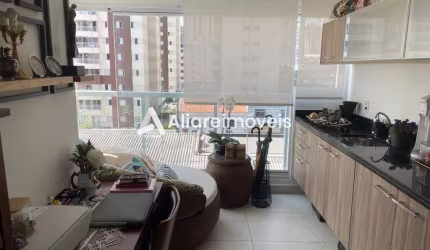Apartamento c/ 2 quartos, 1 suíte e 1 vaga, 66m², à venda no Condomínio Edifício Gibraltar, no bairro Vila Gomes Cardim, por 795.000,00