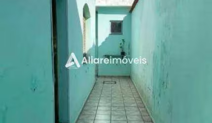 Casa c/ 2 quartos, 1 suíte e , 120m², à venda no bairro Belém, por 700.000,00