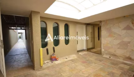 Casa c/ 3 quartos, 2 suítes e 4 vagas, 265m², à venda no bairro Mooca, por 1.650.000,00