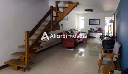 Casa c/ 3 quartos, 1 suíte e 2 vagas, 182m², à venda no bairro Parque da Mooca, por 1.300.000,00