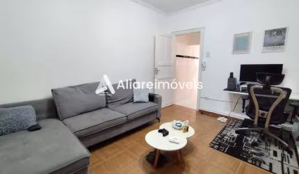 Casa c/ 2 quartos e 2 vagas, 175m², à venda no bairro Alto da Mooca, por 850.000,00