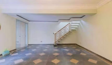Casa c/ 5 quartos, 3 suítes e 5 vagas, 350m², para aluguel no bairro Mooca, por 10.000,00