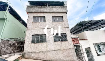 Casa de 3 quartos, em um localização perfeita no Bairro São Mateus
