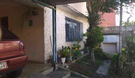 Casa à venda na Avenida Brasil, Monte Castelo, São José dos Campos por R$ 550.000