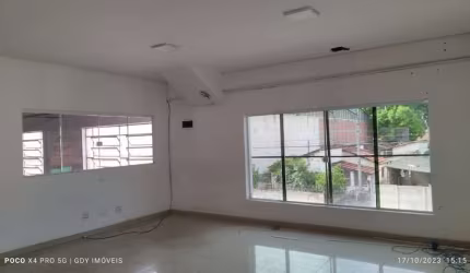 ALUGO GALPÃO COM BALANÇA PROXIMO A BASF NO ENGENHEIRO NEIVA EM GUARATINGUETA-SP