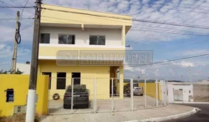 Casa em Bairros em Itu