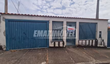 Casa em Bairros em Votorantim