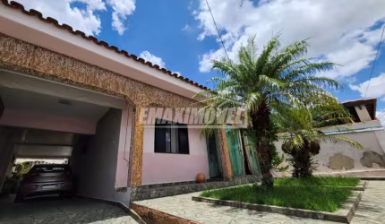 Casa em Bairros em Votorantim