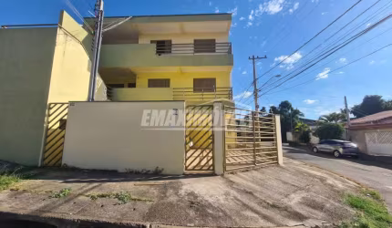 Casa com 2 Quartos e 1 vaga coberta - Jd. Simus