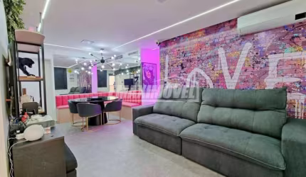 Apartamento Reformado com Acabamento Impecável e Decoração Contemporânea