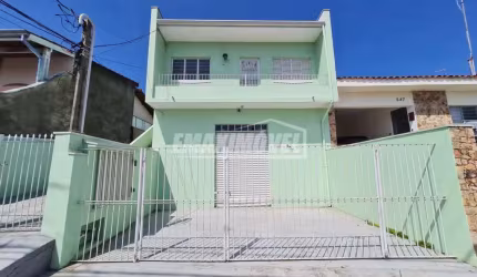 Casa com 2 quartos sendo 1 suíte - Jardim Itanguá
