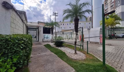 Apartamento com 2 Quartos - Aparecidinha
