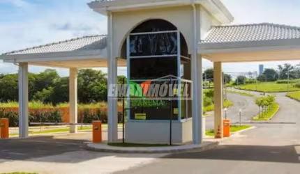 Casa com 3 Suítes e 5 Vagas de garagem - Resid. Reserva Ipanema