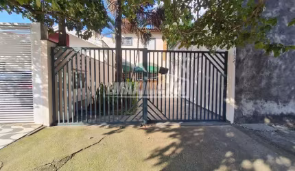 Casa com 3 Quartos sendo 1 suíte no Jd. Prestes de Barros