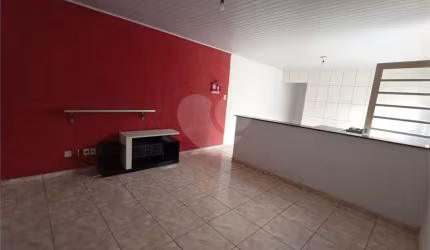 Casa com 2 quartos à venda em Parque Bauru - SP