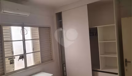 Casa com 3 quartos à venda em Jardim Brasil - SP