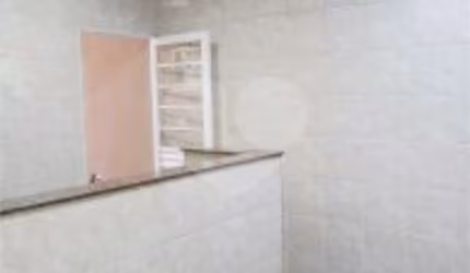 Casa com 3 quartos à venda em Núcleo Residencial Beija-flor - SP
