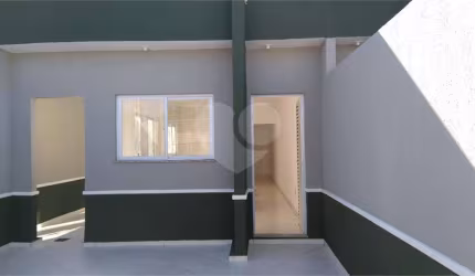 Casa com 2 quartos à venda em Parque Jaraguá - SP