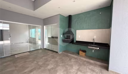Casa com 3 quartos à venda em Jardim Solange - SP