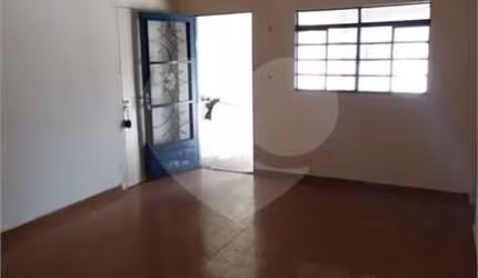 Casa com 3 quartos à venda em Parque Bauru - SP