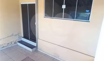 Casa com 3 quartos à venda em Núcleo Residencial Edison Bastos Gasparini - SP