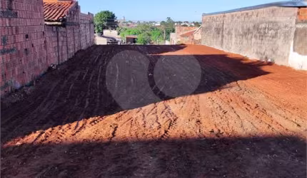 Terreno à venda em Parque Jaraguá - SP