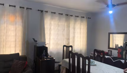 Casa com 4 quartos à venda em Vila Souto - SP
