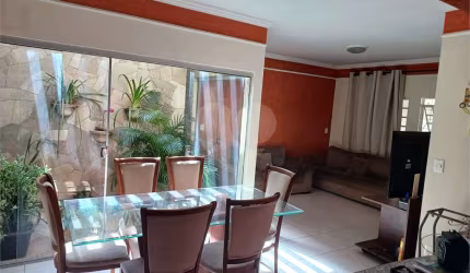 Casa com 3 quartos à venda em Jardim Terra Branca - SP