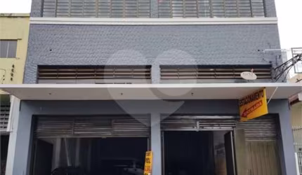 Prédio inteiro para locação em Centro - SP