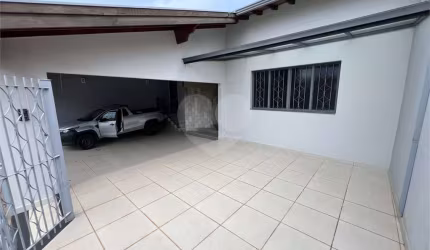 Casa com 3 quartos à venda em Madureira - SP