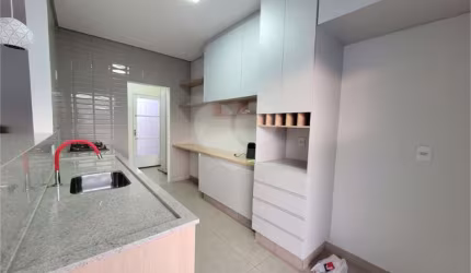 Casa com 3 quartos à venda em Jardim Solange - SP