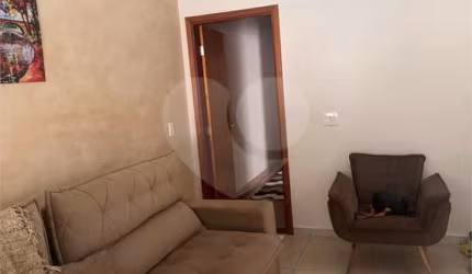 Casa com 2 quartos à venda em Parque Roosevelt - SP