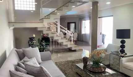 Casa com 4 quartos à venda em Jardim Estoril - SP