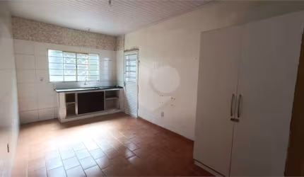 Casa com 6 quartos à venda em Núcleo Residencial Edison Bastos Gasparini - SP