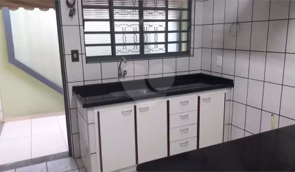 Casa com 2 quartos à venda em Jardim Terra Branca - SP
