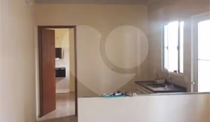 Casa com 2 quartos à venda em Parque Jaraguá - SP