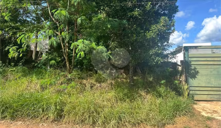 Terreno à venda em Chácara São João - SP