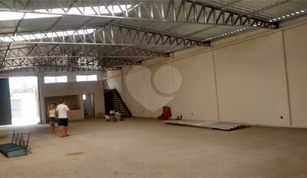 Salão Comercial à venda em Jardim Nova Esperança - SP