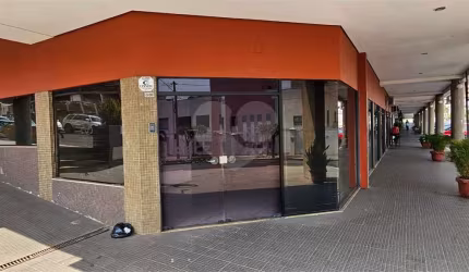 Salão Comercial para locação em Jardim Infante Dom Henrique - SP