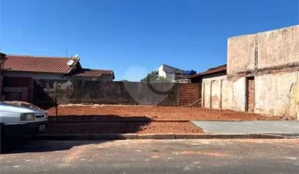 Terreno à venda em Vila São João Da Boa Vista - SP