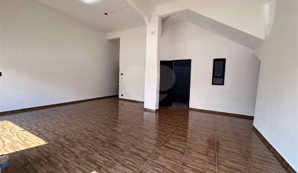 Salão Comercial para locação em Vila Mesquita - SP