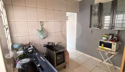 Casa com 1 quartos à venda em Jardim Country Club - SP