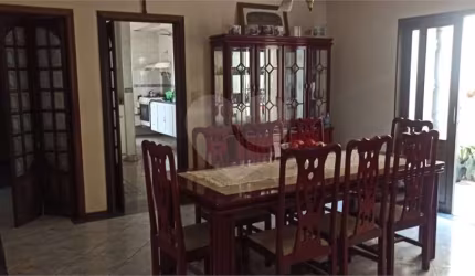 Sobrado com 3 quartos à venda em Vila São João Da Boa Vista - SP