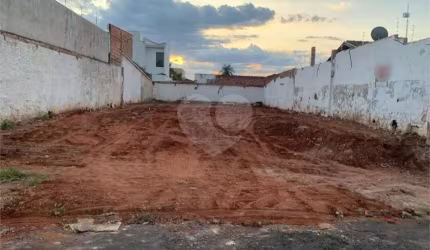 Terreno à venda em Vila Industrial - SP