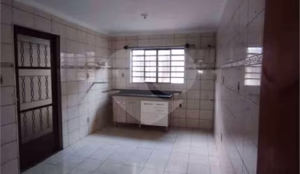 Casa com 3 quartos à venda em Núcleo Habitacional José Regino - SP