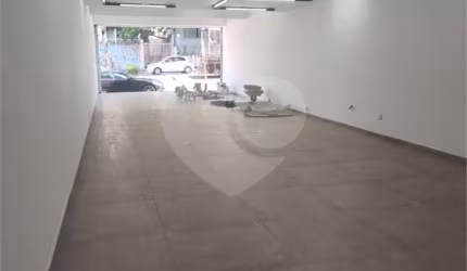 Salão Comercial para locação em Vila Santa Tereza - SP