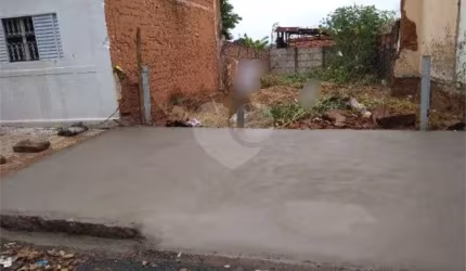 Terreno à venda em Centro - SP
