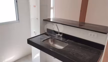 Apartamento com 2 quartos à venda em Núcleo Residencial Presidente Geisel - SP