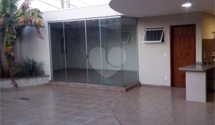 Casa com 3 quartos para locação em Parque Jardim Europa - SP