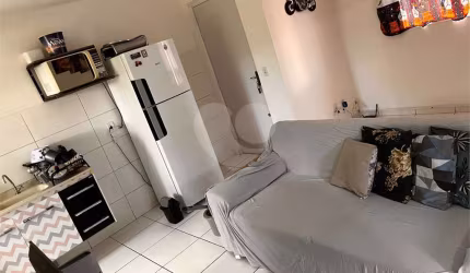 Apartamento com 2 quartos à venda em Núcleo Habitacional José Regino - SP